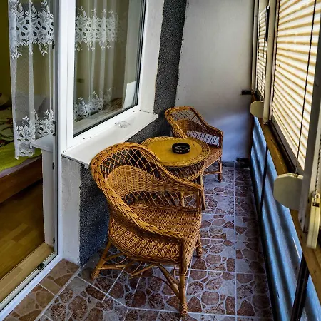 아파트 Palenica *